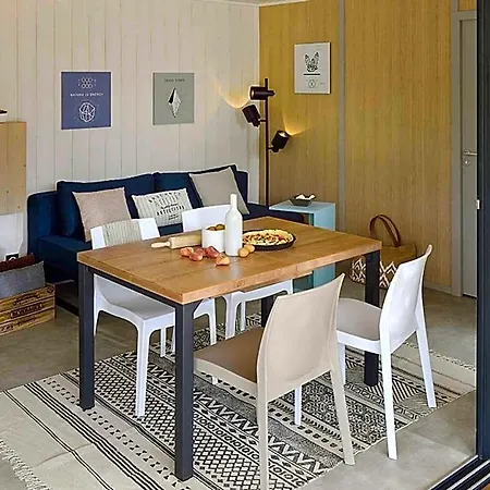 Les De Saint Maurice Lodge